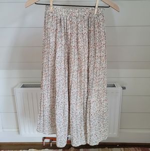 Floral Pleated Midi Skirt